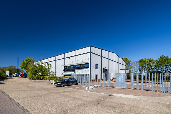 Crawley Crossing - Jct 13-129