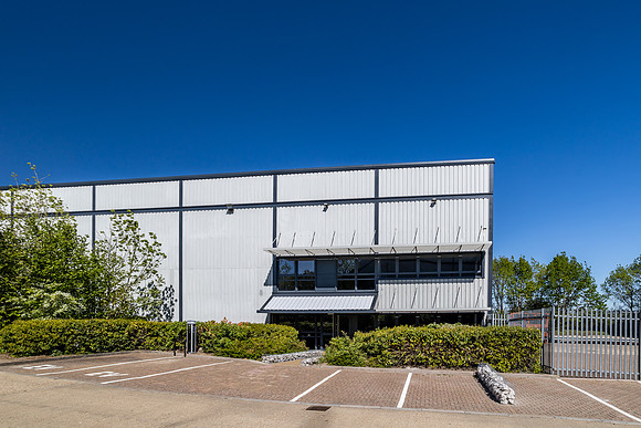 Crawley Crossing - Jct 13-146