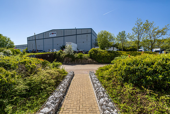 Crawley Crossing - Jct 13-177