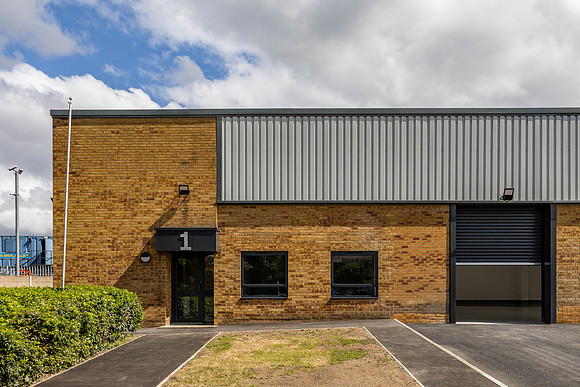Anderson Road, Woodford 030-2