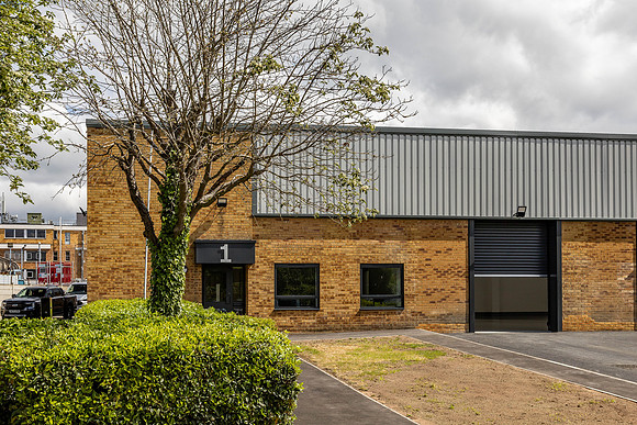 Anderson Road, Woodford 034-2
