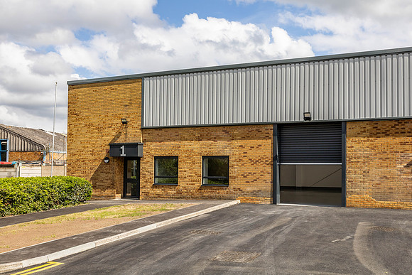 Anderson Road, Woodford 038-2