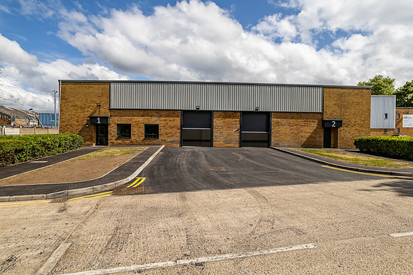 Anderson Road, Woodford 048-2