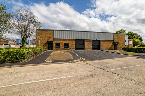 Anderson Road, Woodford 049-2
