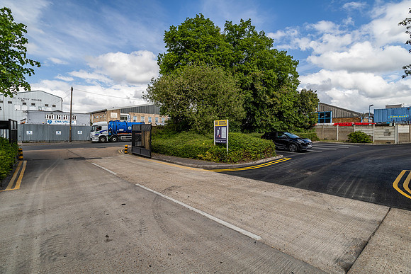 Anderson Road, Woodford 053-2