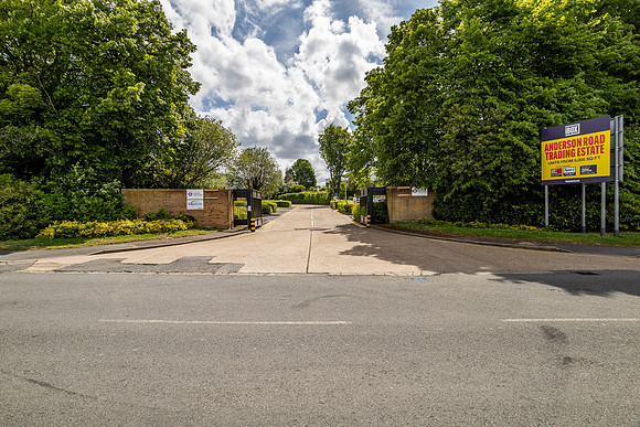 Anderson Road, Woodford 066-2