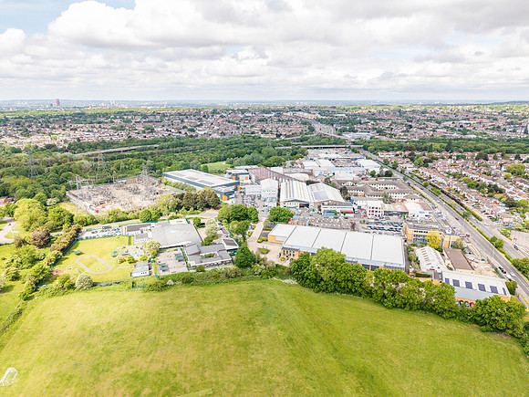 Anderson Road, Woodford 126-2