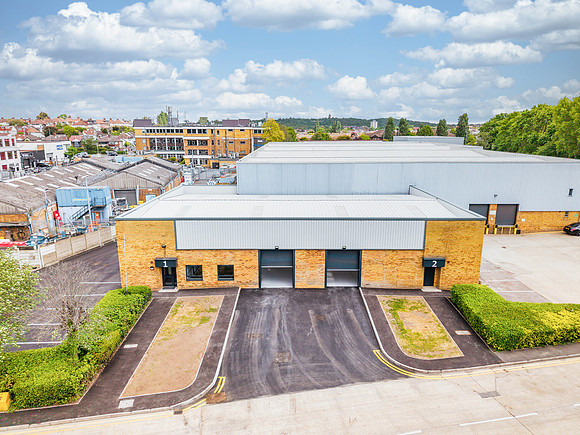 Anderson Road, Woodford 097-2