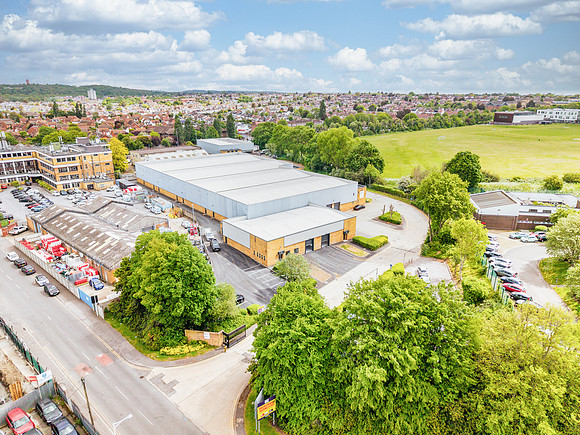 Anderson Road, Woodford 107-2