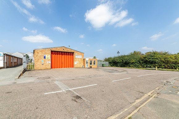 Commerce Way - Leighton Buzzard-17
