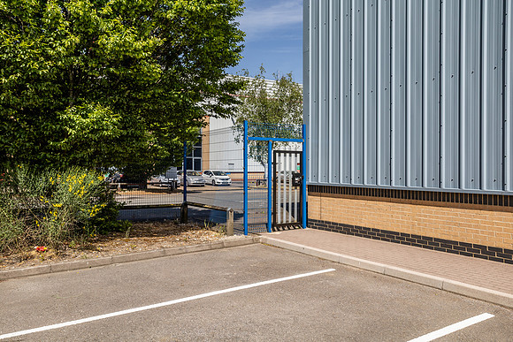 Unit E Dean Way - Great Western Ind Est-38
