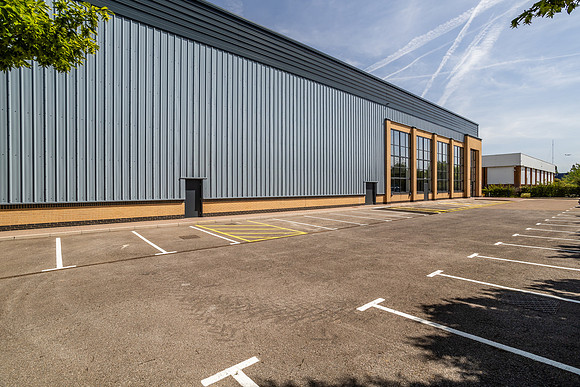 Unit E Dean Way - Great Western Ind Est-40