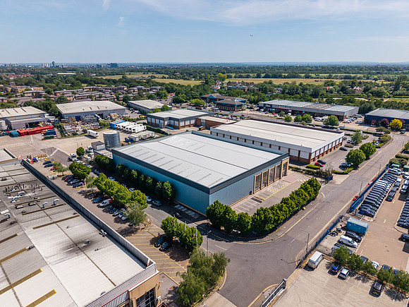 Unit E Dean Way - Great Western Ind Est-75