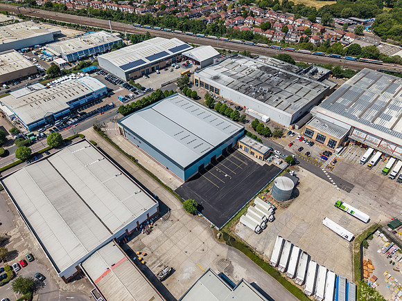 Unit E Dean Way - Great Western Ind Est-88