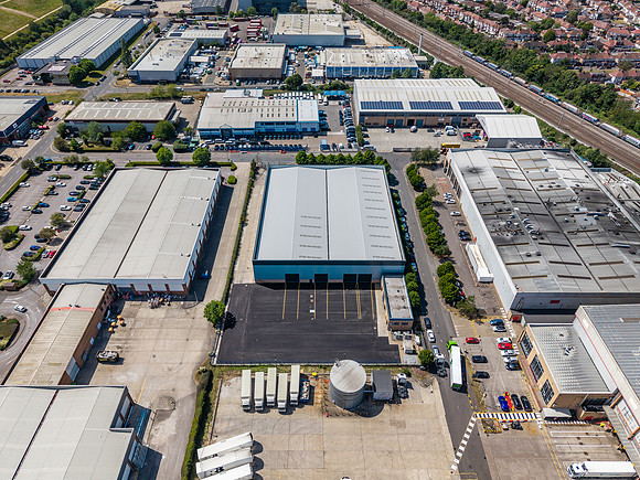 Unit E Dean Way - Great Western Ind Est-89