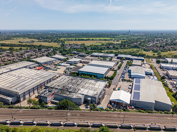 Unit E Dean Way - Great Western Ind Est-112