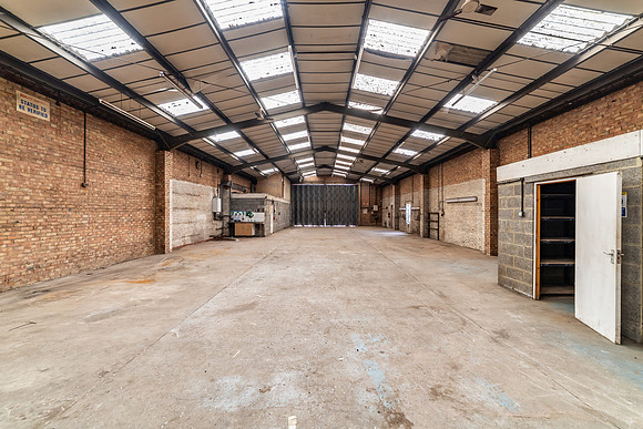 Commerce Way - Leighton Buzzard-52