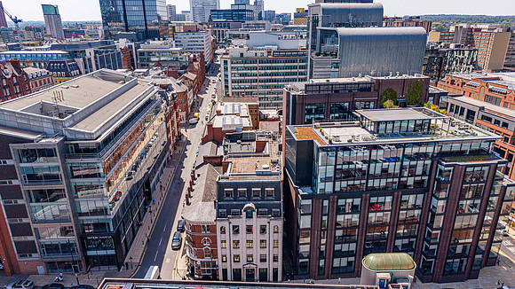 24 Livery St_024