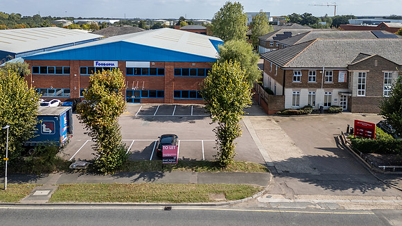 3 Maxted Road 009