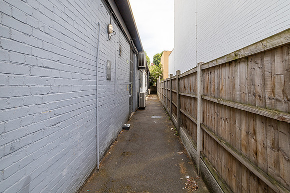 Chiswick Studios 129
