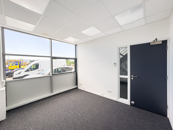 Unit 5 Orchard Trade Park - Redhill-15