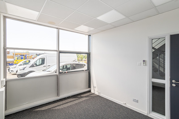 Unit 5 Orchard Trade Park - Redhill-22