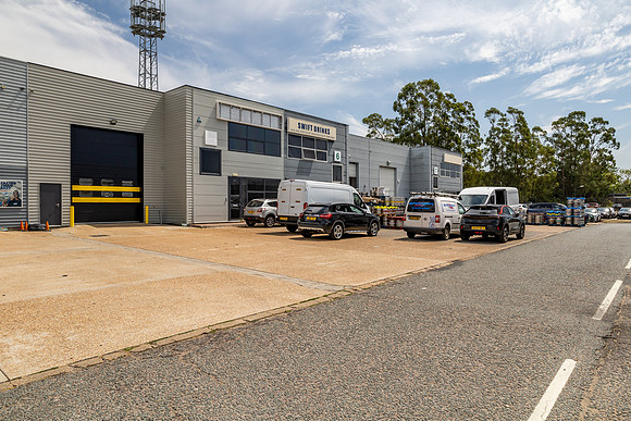 Unit 5 Orchard Trade Park - Redhill-80