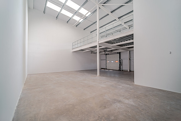 wareouse-set-190826-154