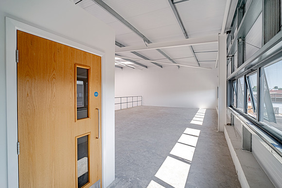 wareouse-set-190826-170