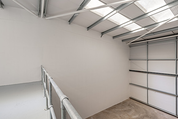 wareouse-set-190826-87