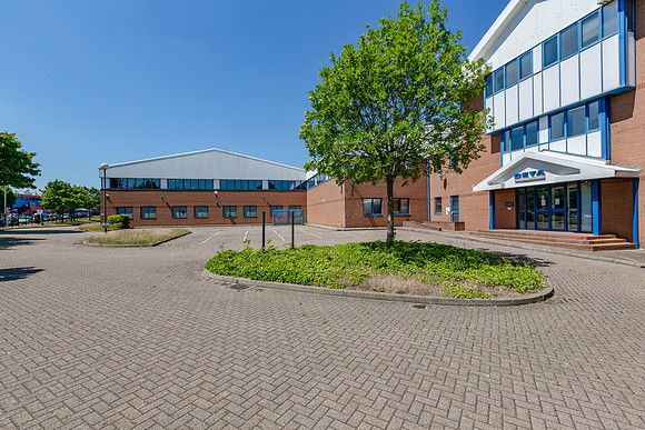 Laporte Way_Unit A__051