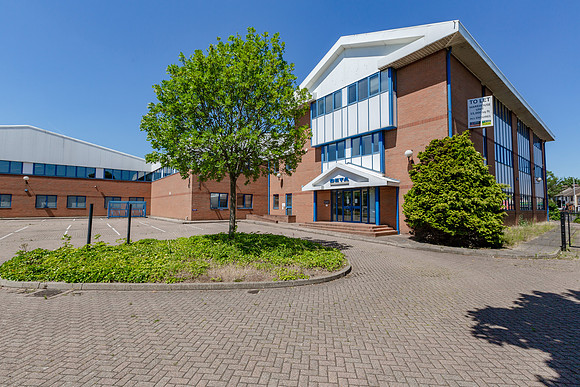 Laporte Way_Unit A__049