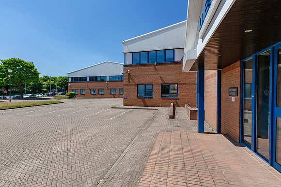 Laporte Way_Unit A__069