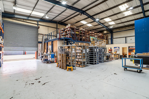 Peartree Lane Industrial Estate_210