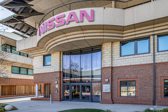 Nissan Building 020