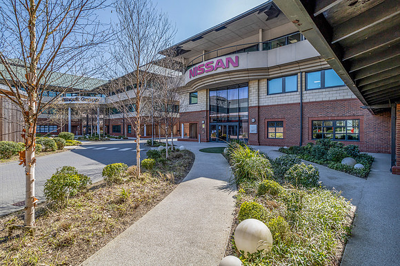 Nissan Building 021