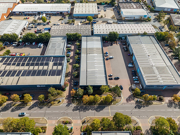 Main units drone shots - Abingdon Business Park-22