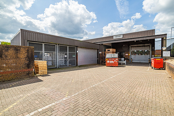 Oncology House, Crawley 033