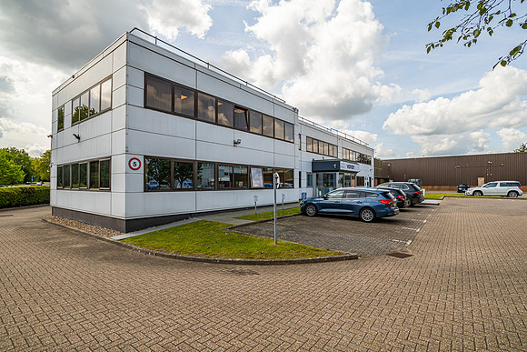Oncology House, Crawley 012