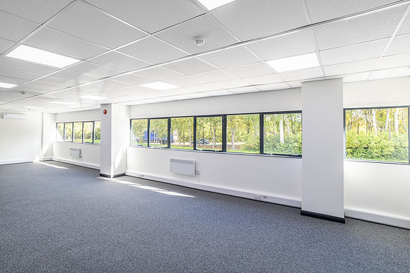 Unit 11 Carters Lane 094