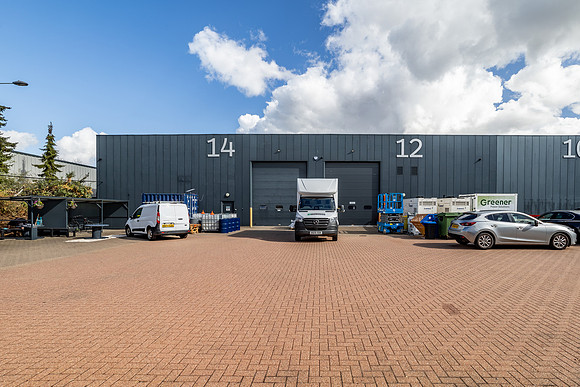 Estate shots - Abingdon Business Park-36