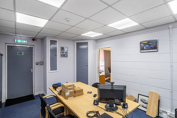 Peartree Lane Industrial Estate_213