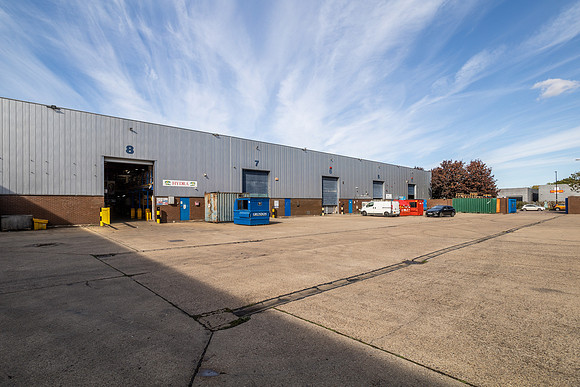 Unit 11 Carters Lane 033