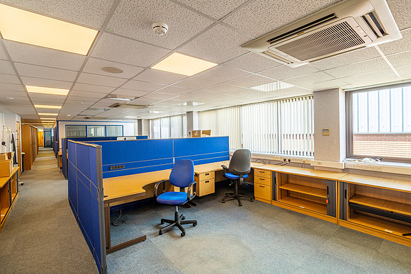 Oncology House, Crawley 058