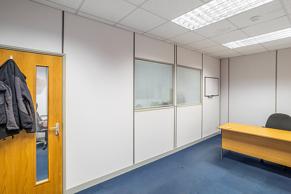 Peartree Lane Industrial Estate_185
