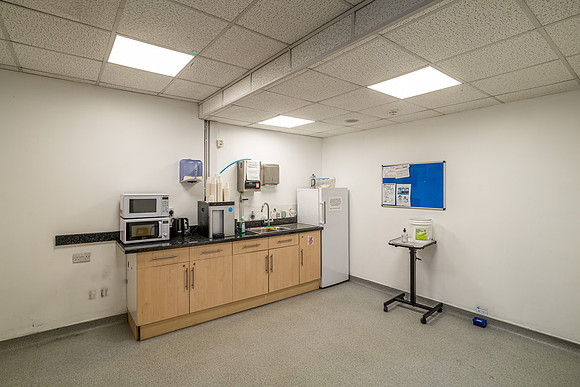 Oncology House, Crawley 039