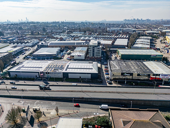 Units 2 and 3 - Oxgate Centre-100