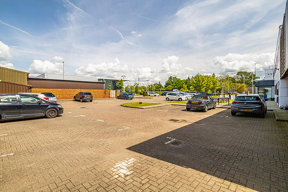 Oncology House, Crawley 030