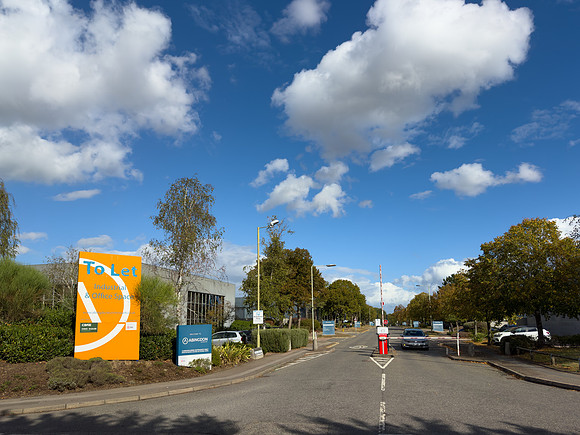 Estate shots - Abingdon Business Park-135