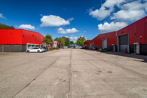 Peartree Lane Industrial Estate_140